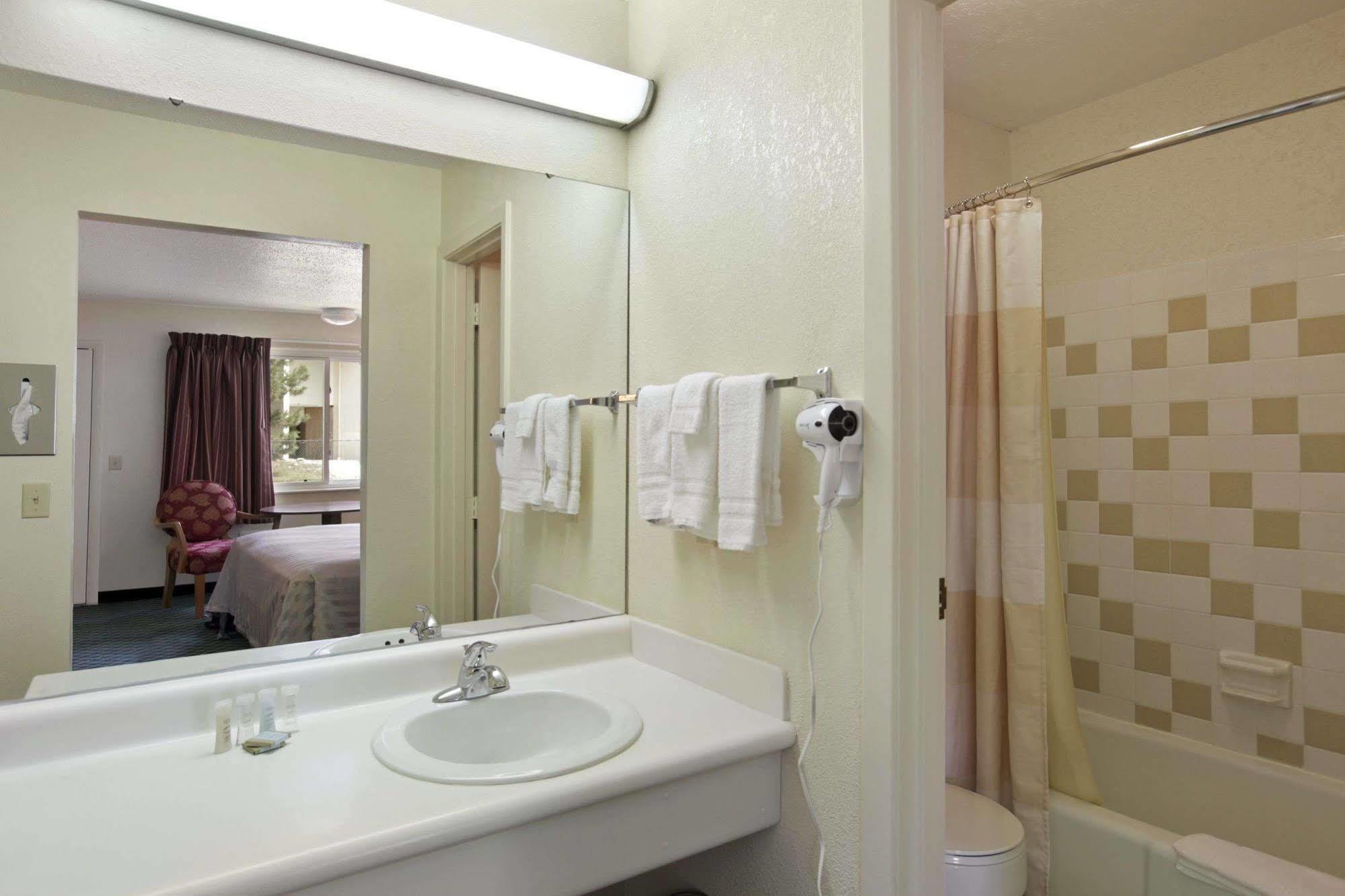 Hotel Fairfield By Marriott Port Clinton Waterfront Habitación foto